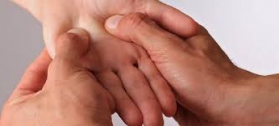 تکنیک آسان ماساژ در منزل